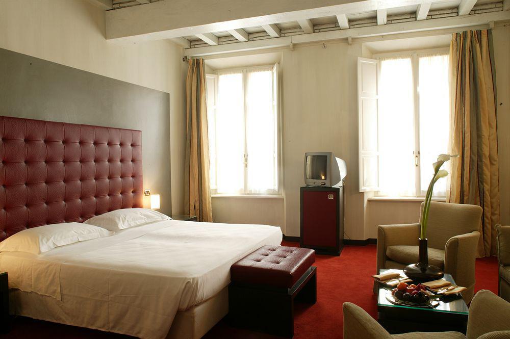 Sina Maria Luigia Hotel ปาร์มา ภายนอก รูปภาพ