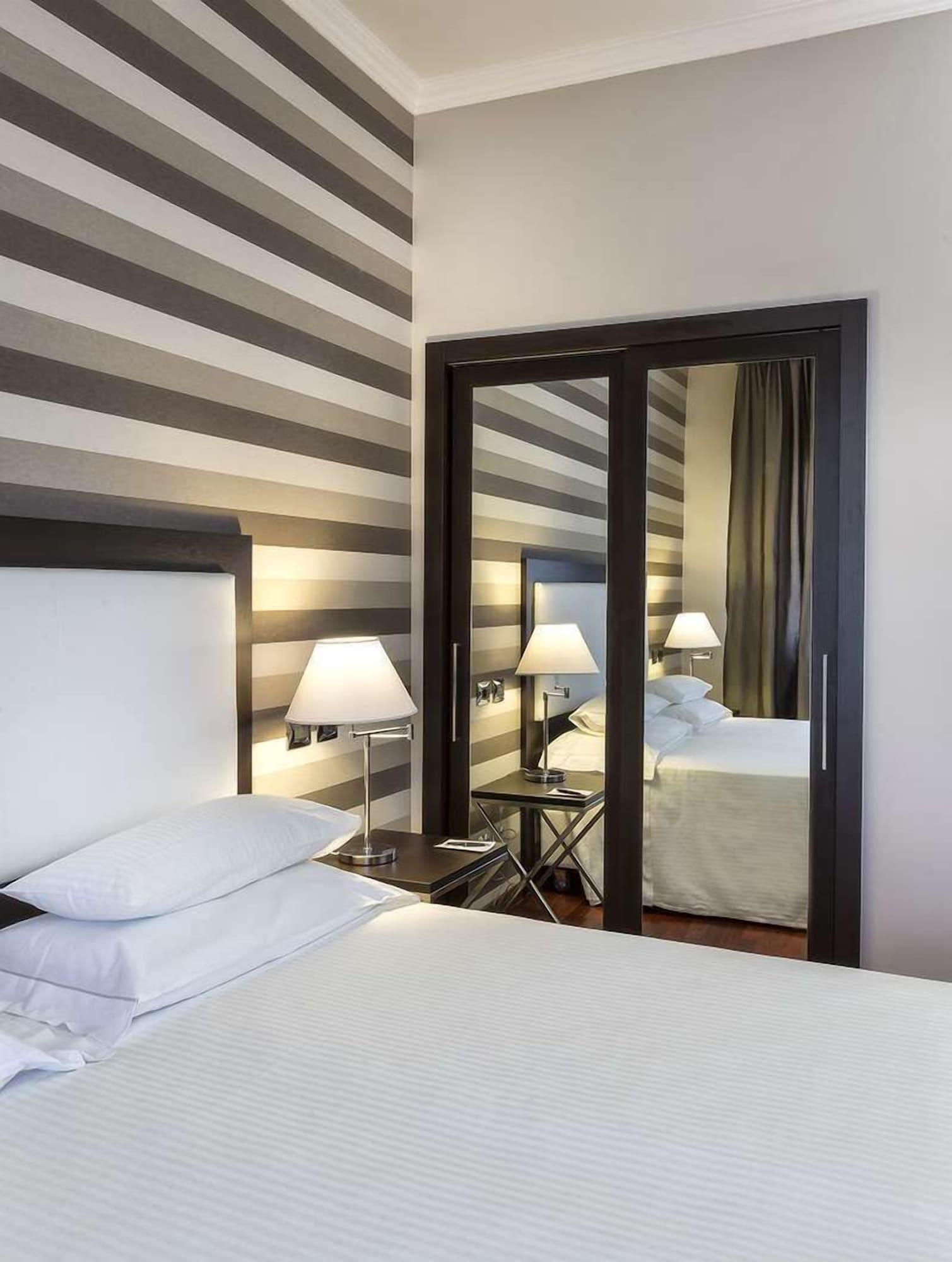 Sina Maria Luigia Hotel ปาร์มา ภายนอก รูปภาพ